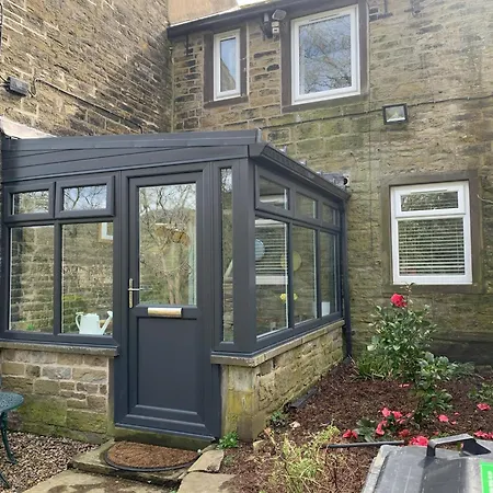 Pheasants Crossing - Luxurious And Cozy Cottage In Peaceful Rural Location Almondbury Exterior photo
